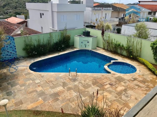 Casa com 523m² 2 quartos e 6 banheiros, à venda, no bairro Cidade Parquelandia em Mogi das Cruzes