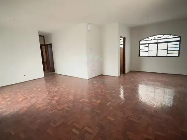 Casa com 360m² 3 quartos e 4 banheiros, à venda, no bairro Jardim São Bento em Campo Grande