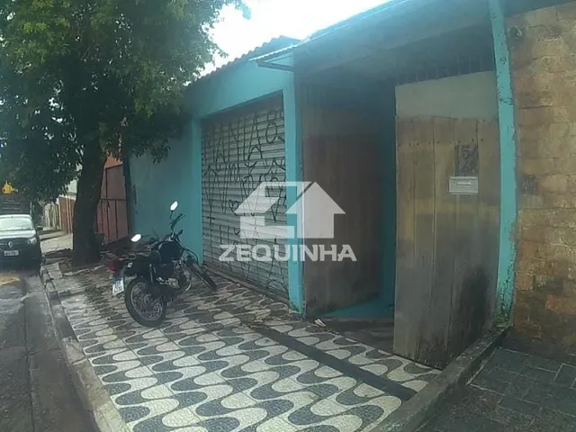 Casa com 250m² 2 quartos e 3 banheiros, à venda, no bairro Jardim Veloso em Osasco