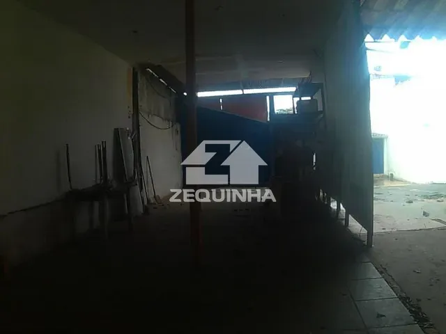 Casa com 250m² 2 quartos e 3 banheiros, à venda, no bairro Jardim Veloso em Osasco
