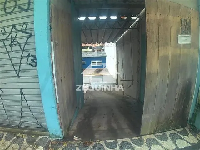 Casa com 250m² 2 quartos e 3 banheiros, à venda, no bairro Jardim Veloso em Osasco