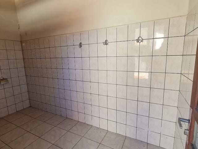 Casa com 826m² 7 quartos e 1 banheiro, para alugar, no bairro Santana em Juiz de Fora