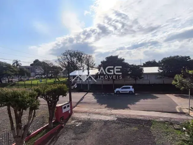 Casa 4 quartos e 3 banheiros, à venda, no bairro Três Vendas em Erechim