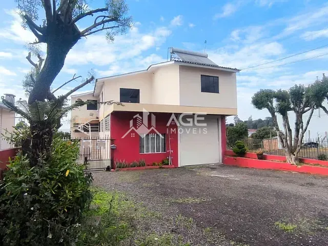 Casa 4 quartos e 3 banheiros, à venda, no bairro Três Vendas em Erechim
