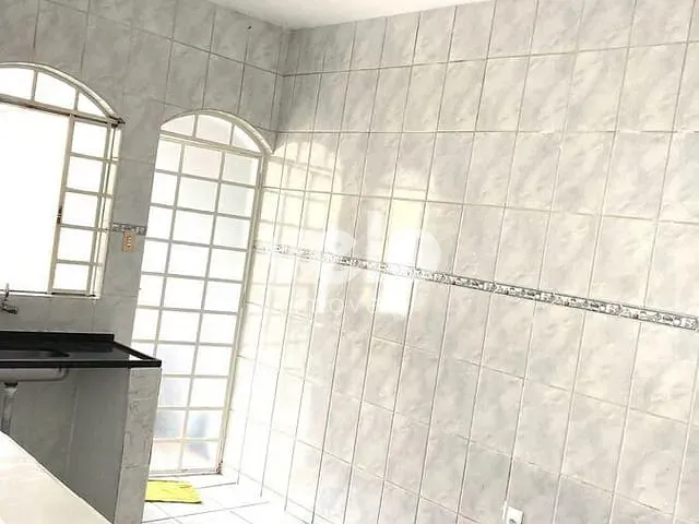 Casa com 200m², à venda, no bairro Quiririm em Taubaté