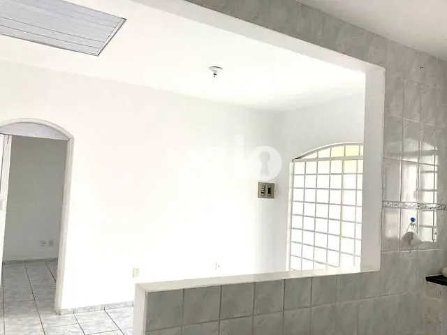 Casa com 200m², à venda, no bairro Quiririm em Taubaté