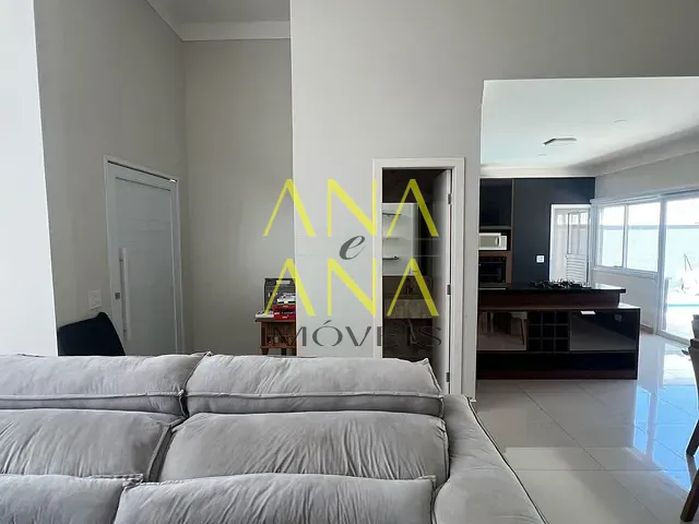 Casa 3 quartos e 5 banheiros, para alugar, no bairro Condomínio Residencial Euroville II em Bragança Paulista