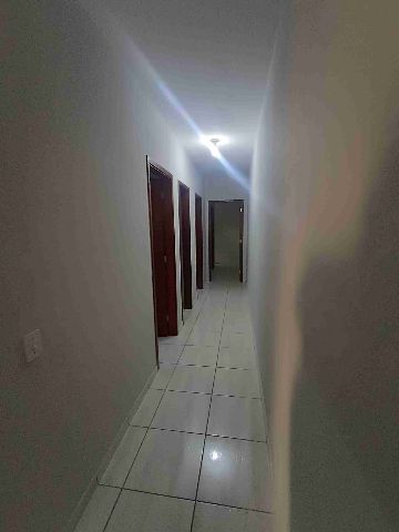 Casa com 160m² 3 quartos e 2 banheiros, à venda, no bairro Jardim Catuaí em Apucarana