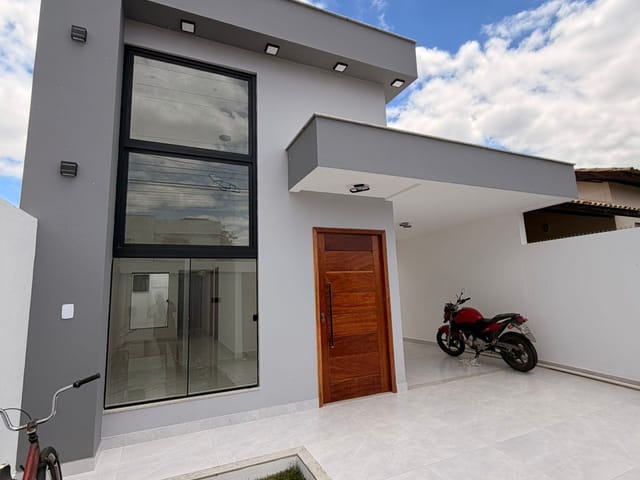 Casa com 185m² 3 quartos e 2 banheiros, à venda, no bairro Parque Santo Antônio em Campos dos Goytacazes