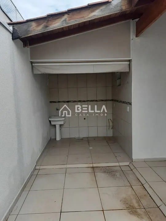 Casa à venda com 2 quartos, 100m² - Foto 28