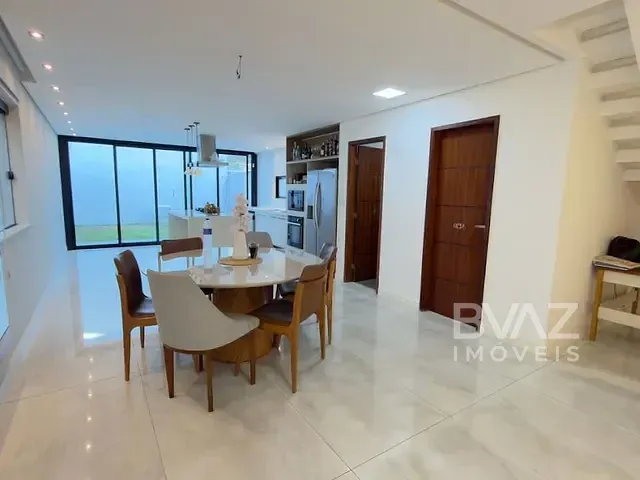 Casa com 227m² 3 quartos e 4 banheiros, à venda, no bairro Portinho em Cabo Frio