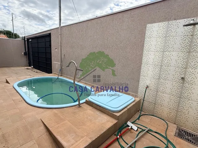 Casa 2 quartos e 2 banheiros, para alugar, no bairro Popular Nova em Corumbá