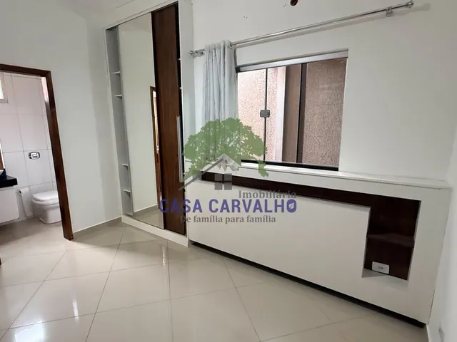 Casa 2 quartos e 2 banheiros, para alugar, no bairro Popular Nova em Corumbá