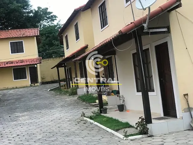 Casa 2 quartos e 2 banheiros, à venda, no bairro Pontes dos Leites em Araruama