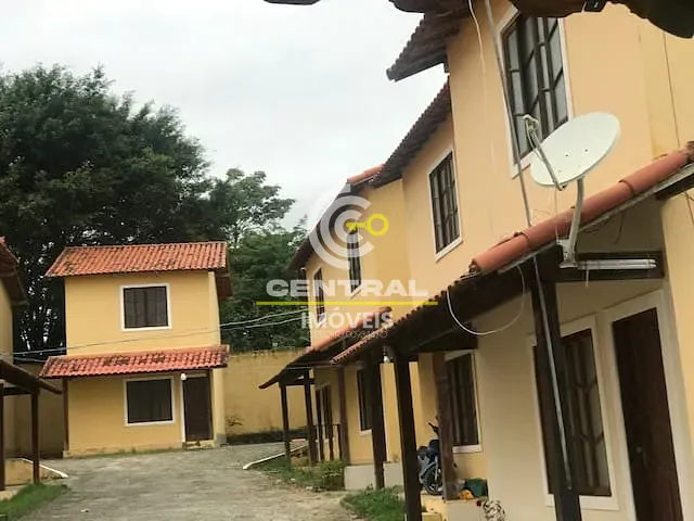 Casa 2 quartos e 2 banheiros, à venda, no bairro Pontes dos Leites em Araruama