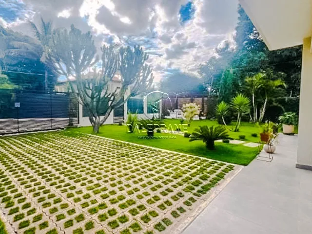 Casa com 640m² 4 quartos e 5 banheiros, à venda, no bairro Setor Habitacional Arniqueira (Águas Claras) em Brasília