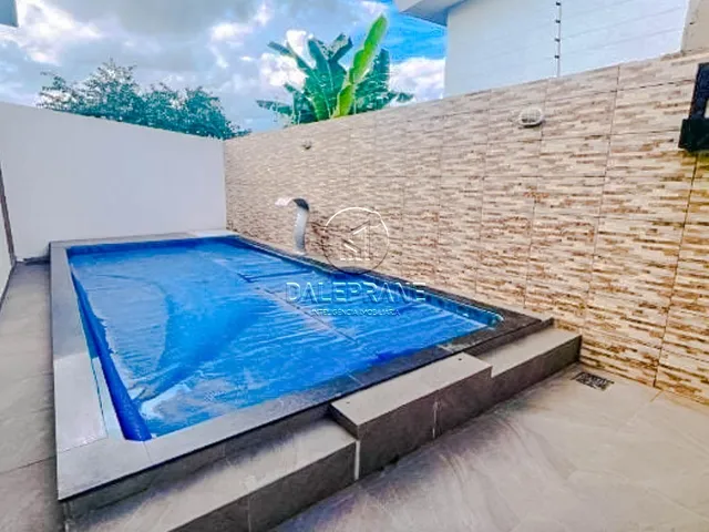 Casa com 640m² 4 quartos e 5 banheiros, à venda, no bairro Setor Habitacional Arniqueira (Águas Claras) em Brasília