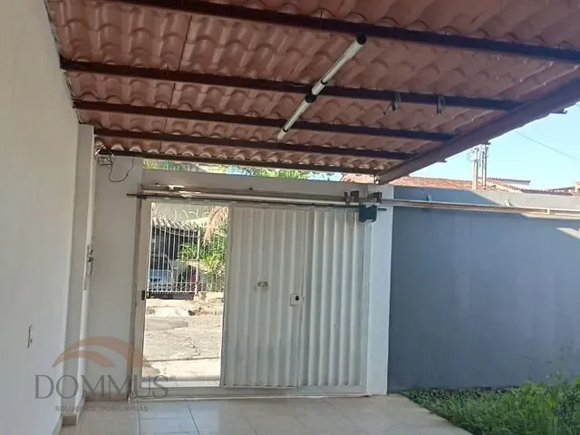 Casa com 300m² 3 quartos e 2 banheiros, à venda, no bairro Amaro Lanari em Coronel Fabriciano