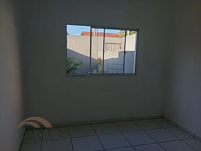 Casa com 300m² 3 quartos e 2 banheiros, à venda, no bairro Amaro Lanari em Coronel Fabriciano