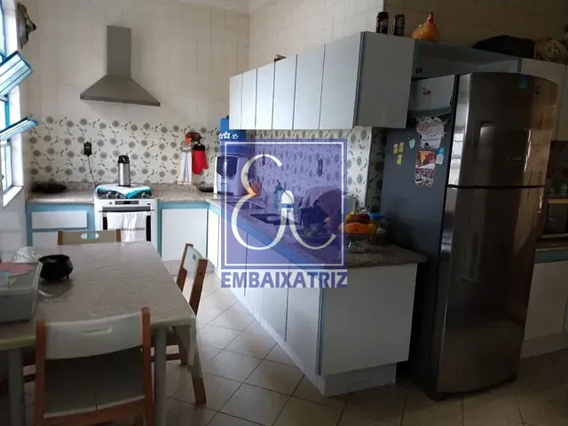 Casa com 450m² 3 quartos e 2 banheiros, à venda, no bairro Jardim Esplanada II em São José dos Campos