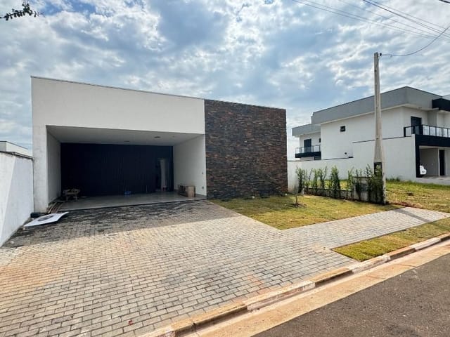 Casa 3 quartos e 4 banheiros, à venda, no bairro Jardim Ternura em Tatuí