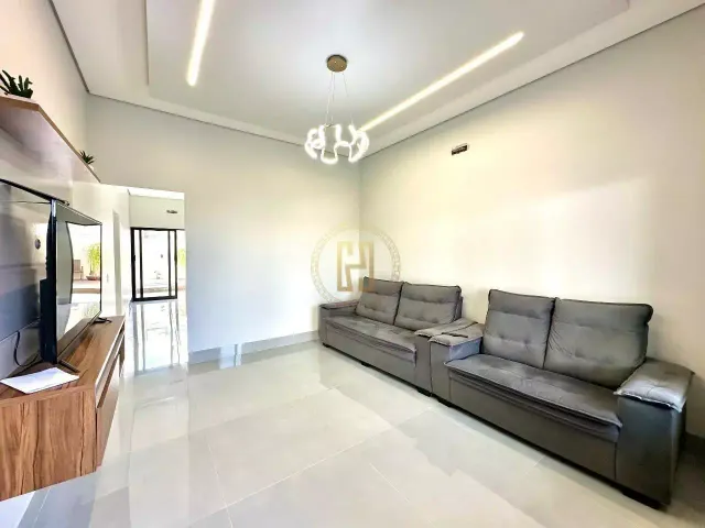 Casa com 245m² 3 quartos e 2 banheiros, à venda, no bairro Jardim Montreal em Nova Mutum