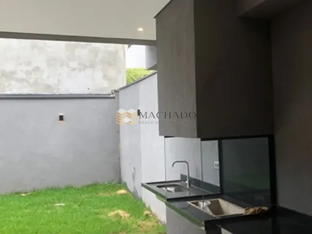 Casa com 175m² 3 quartos e 3 banheiros, para alugar, no bairro Chácara Jaguari (Fazendinha) em Santana de Parnaíba