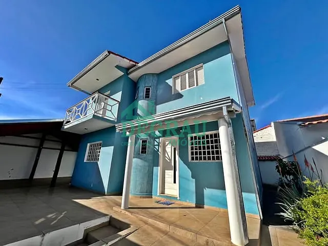 Casa 3 quartos e 1 banheiro, à venda ou para alugar, no bairro Jardim Beija-Flor em Itapeva