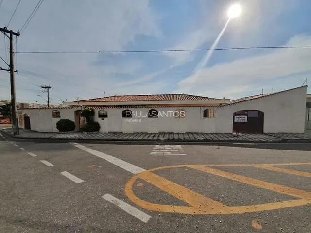 Casa com 318m² 3 quartos e 2 banheiros, à venda, no bairro Jardim Vera Cruz em Sorocaba