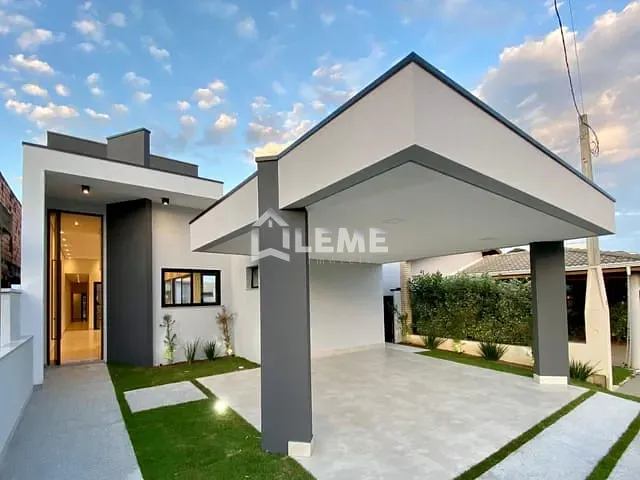 Casa com 350m², à venda, no bairro Jacaré em Cabreúva