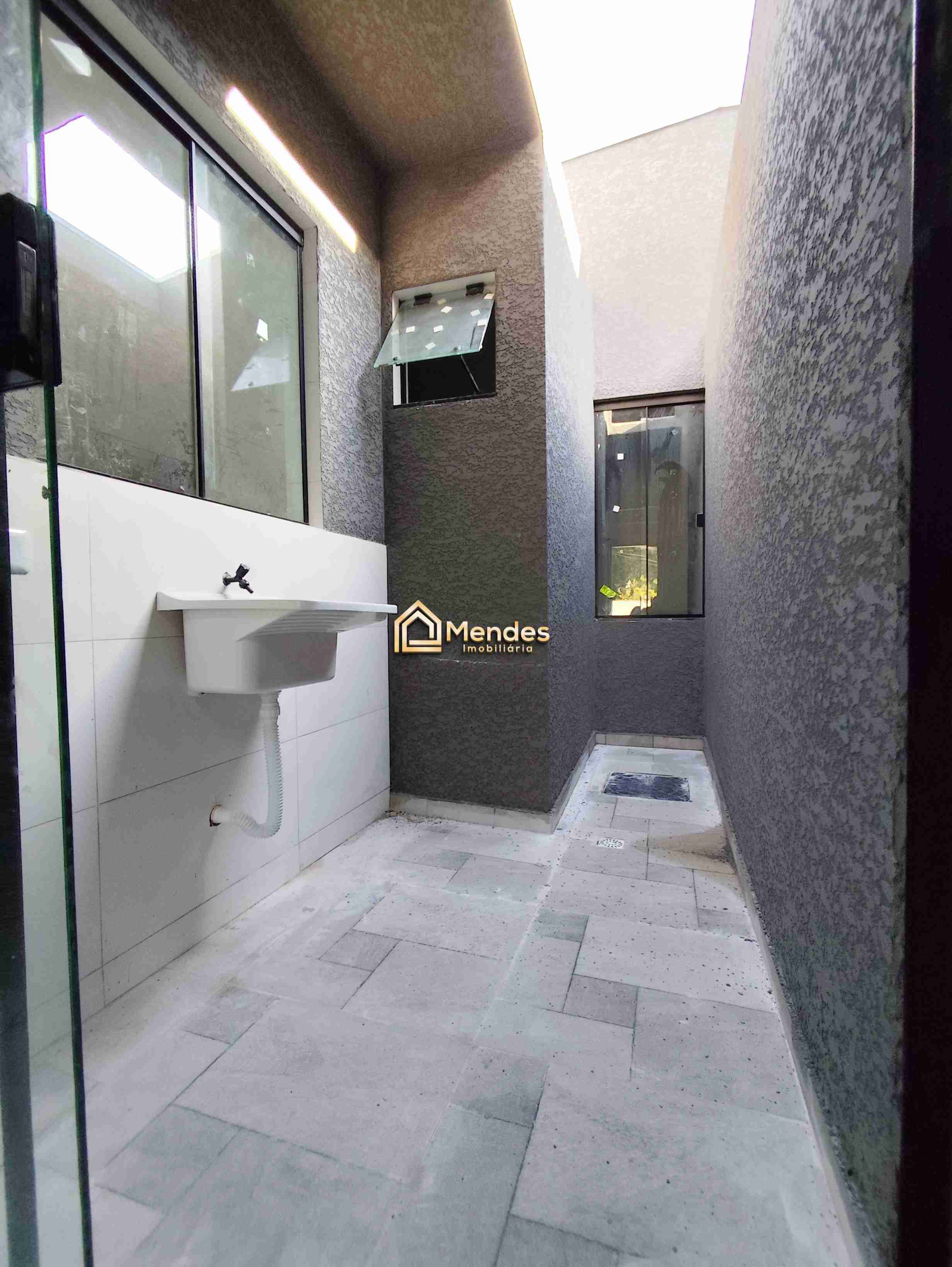 Casa à venda com 2 quartos, 37m² - Foto 13