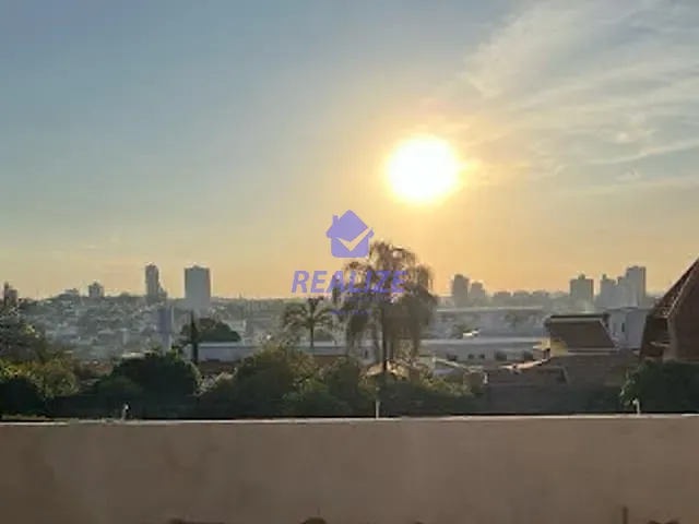 Casa com 436m² 3 quartos e 4 banheiros, à venda, no bairro Jardim Bandeirantes em Botucatu