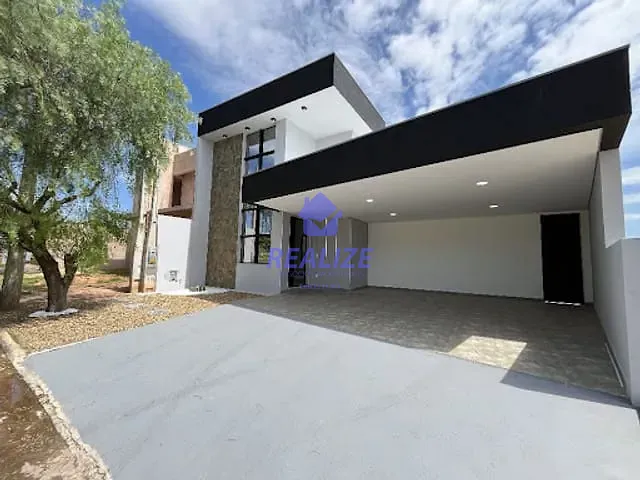 Casa com 436m² 3 quartos e 4 banheiros, à venda, no bairro Jardim Bandeirantes em Botucatu