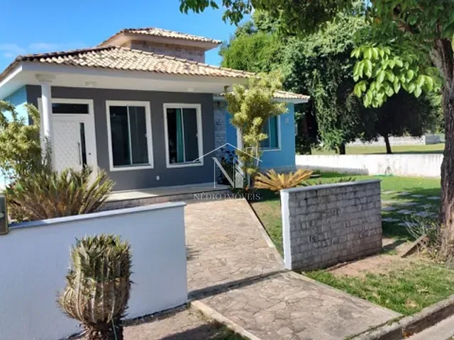 Casa com 680m² 4 quartos e 1 banheiro, à venda, no bairro Ubatiba em Maricá