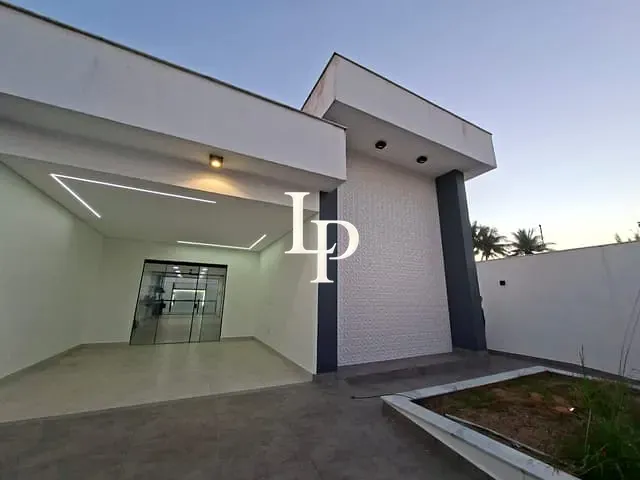 Casa com 260m² 3 quartos e 2 banheiros, à venda, no bairro Jardim Icaraíba em Peruíbe