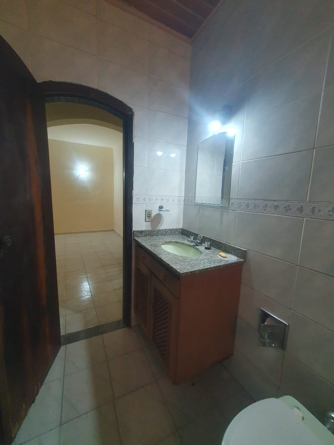 Casa para alugar com 2 quartos, 90m² - Foto 16