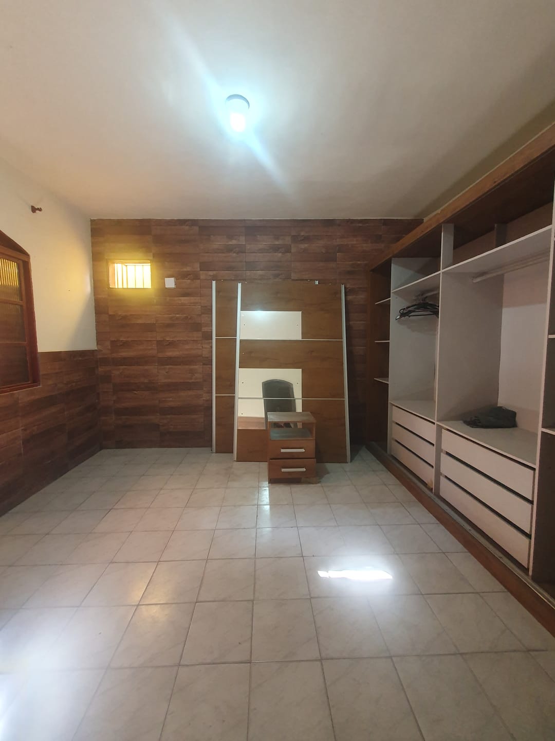 Casa para alugar com 2 quartos, 90m² - Foto 30