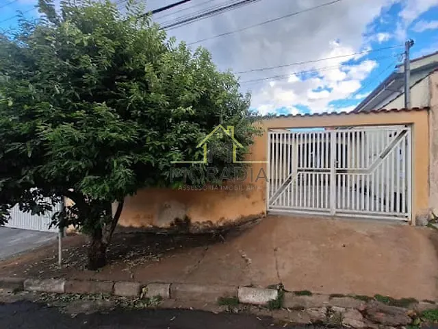 Casa com 200m² 3 quartos e 1 banheiro, à venda, no bairro Parque dos Municípios I em Guaxupé