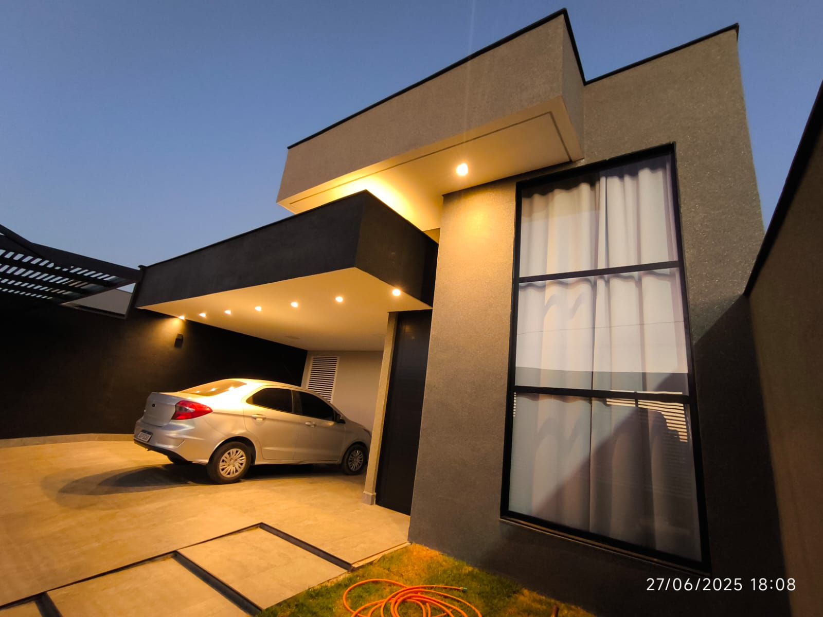 Casa, 3 quartos, 220 m² - Foto 1