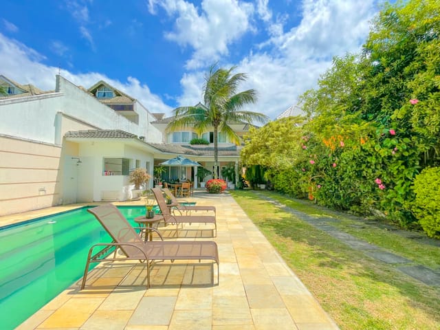 Casa com 454m² 4 quartos e 7 banheiros, à venda, no bairro Barra da Tijuca em Rio de Janeiro