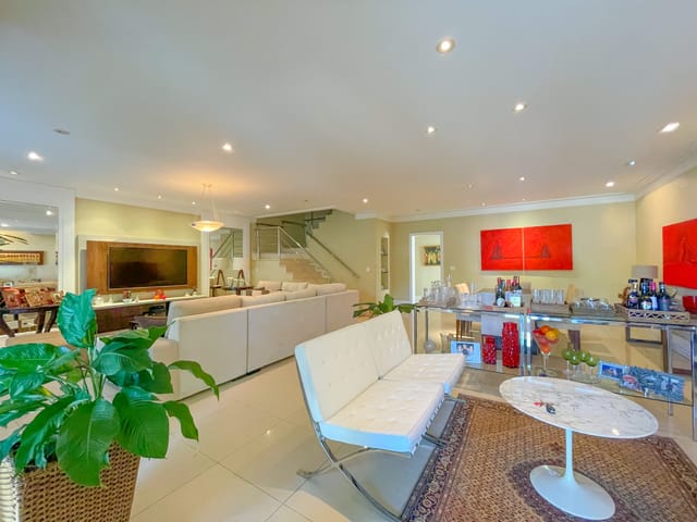 Casa com 454m² 4 quartos e 7 banheiros, à venda, no bairro Barra da Tijuca em Rio de Janeiro