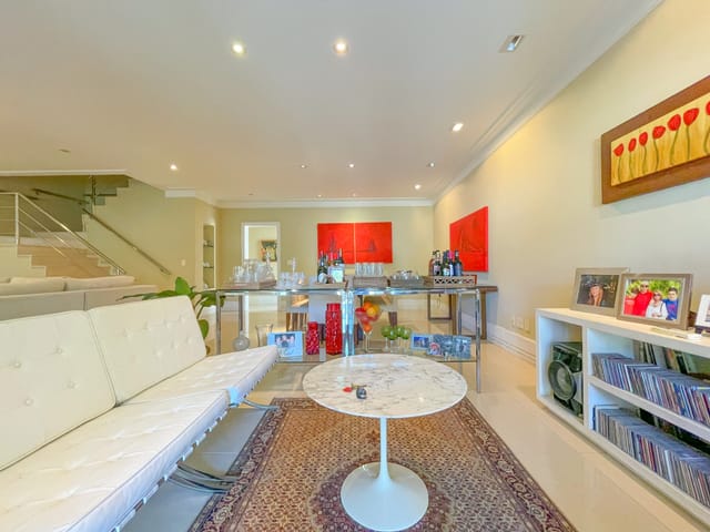 Casa com 454m² 4 quartos e 7 banheiros, à venda, no bairro Barra da Tijuca em Rio de Janeiro