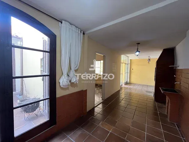 Casa com 194m² 4 quartos e 2 banheiros, à venda, no bairro Vila Santa Cecília em Volta Redonda