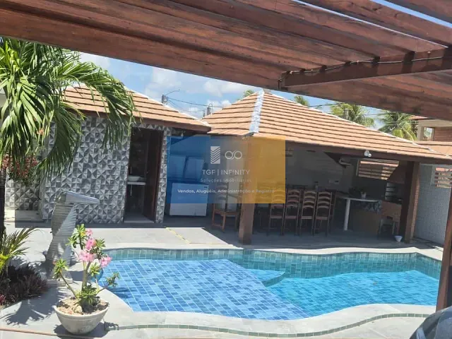 Casa 5 quartos e 5 banheiros, à venda, no bairro Ponta de Serrambi em Ipojuca
