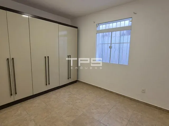 Casa à venda, no bairro Vila Paraíba em Guaratinguetá
