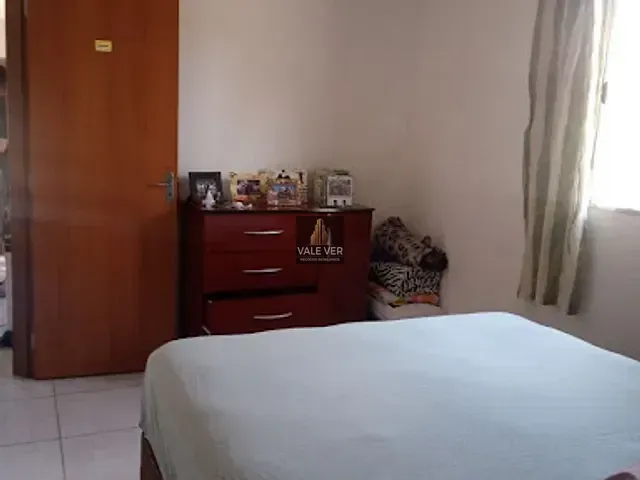 Casa com 200m² 3 quartos e 1 banheiro, à venda, no bairro Residencial São Francisco em São José dos Campos