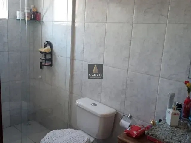 Casa com 200m² 3 quartos e 1 banheiro, à venda, no bairro Residencial São Francisco em São José dos Campos