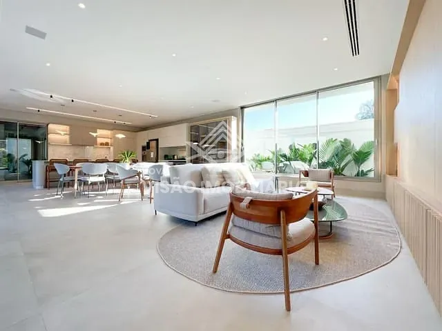 Casa com 522m², à venda, no bairro CONDOMÍNIO RESIDENCIAL CARPE DIEM em Sinop