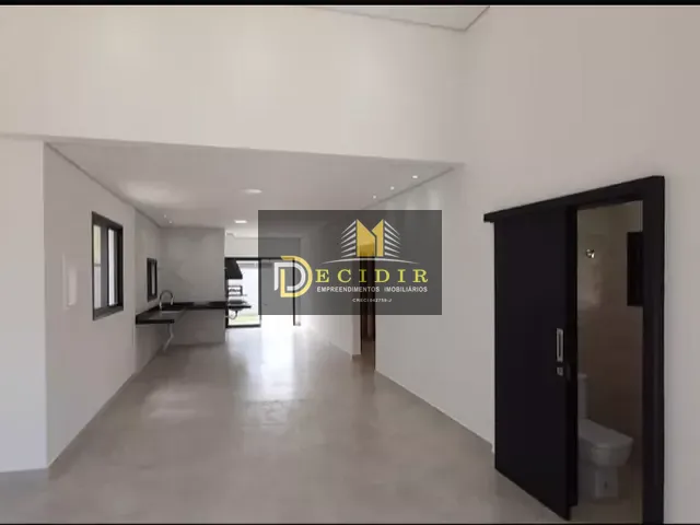 Casa 3 quartos e 3 banheiros, à venda, no bairro Cézar de Souza em Mogi das Cruzes