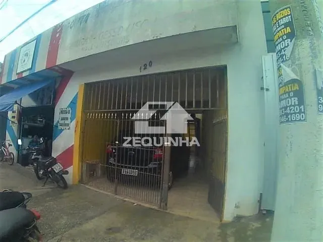 Casa com 250m² 4 quartos e 3 banheiros, à venda, no bairro Jardim Veloso em Osasco